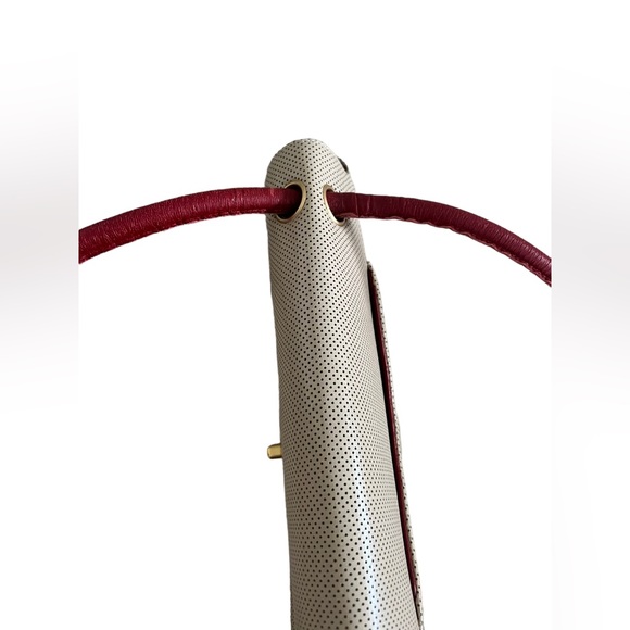 CHANEL Perforated Flap Bag Beige/Red 6 Series - Picture 15 of 17